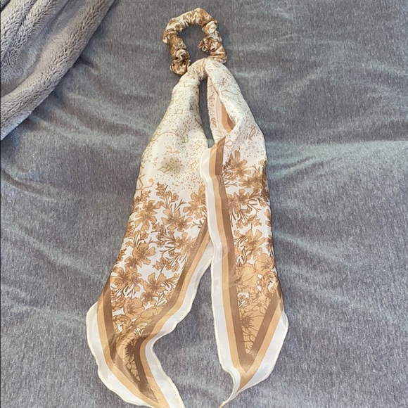 Free People Accessories - Free people hair tie